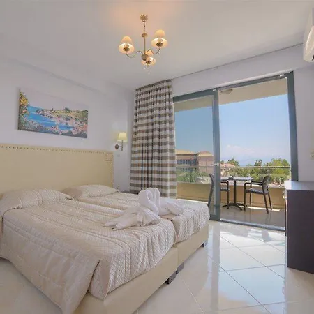 Angela Hotel 3*